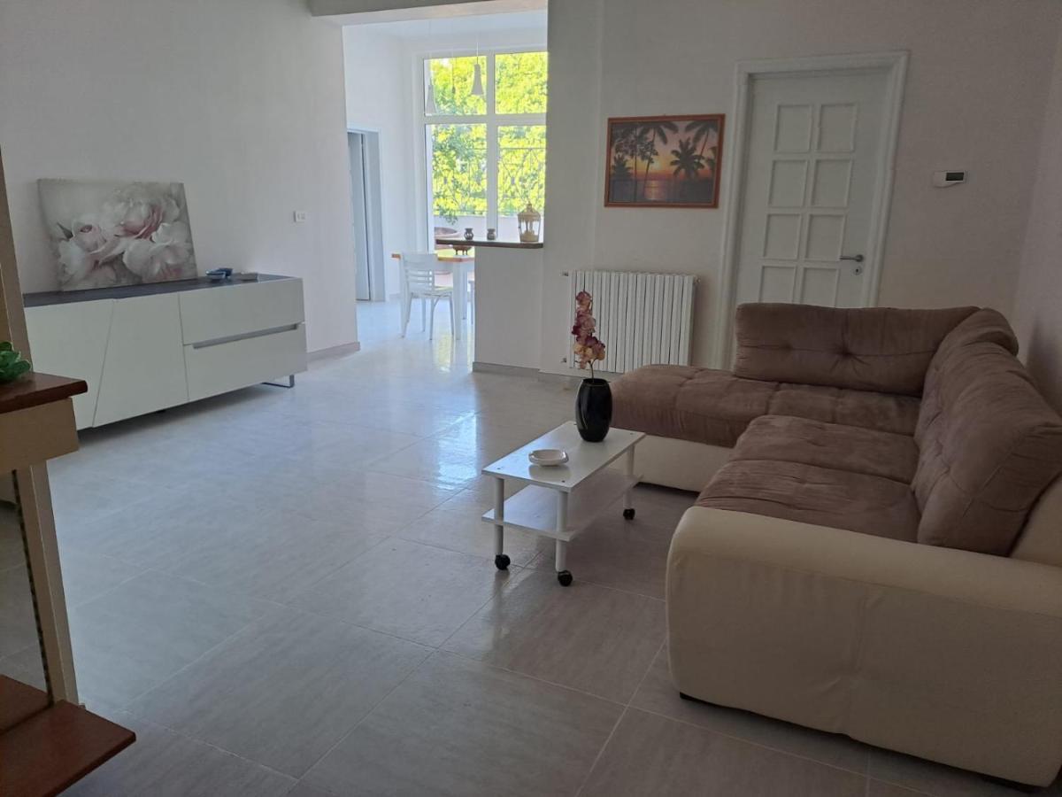 La Casa Del Sole Διαμέρισμα Sava Εξωτερικό φωτογραφία